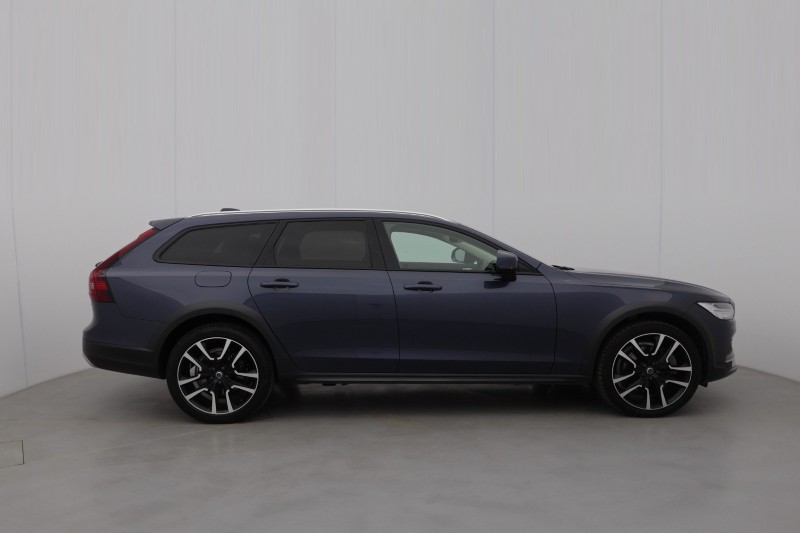Used Volvo V90 2023 for sale - 78152730: Photo 11