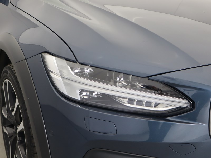 Used Volvo V90 2023 for sale - 78152730: Photo 15