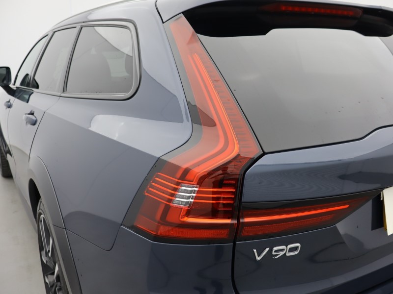 Used Volvo V90 2023 for sale - 78152730: Photo 21