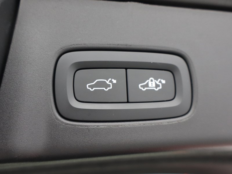 Used Volvo V90 2023 for sale - 78152730: Photo 25