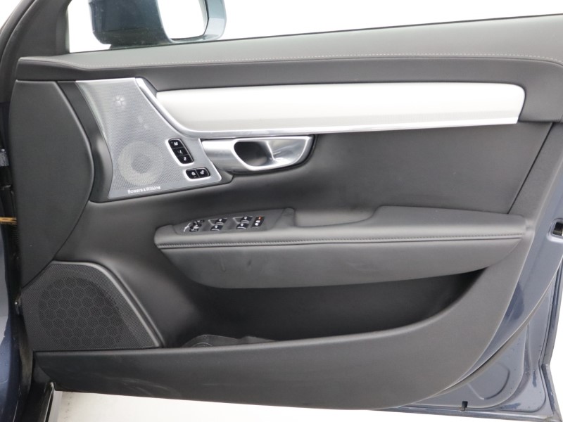 Used Volvo V90 2023 for sale - 78152730: Photo 29