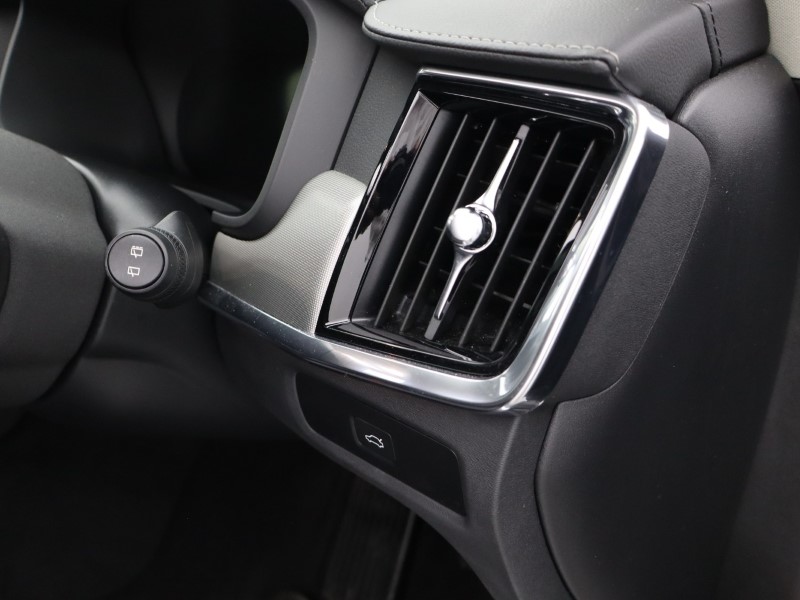 Used Volvo V90 2023 for sale - 78152730: Photo 32