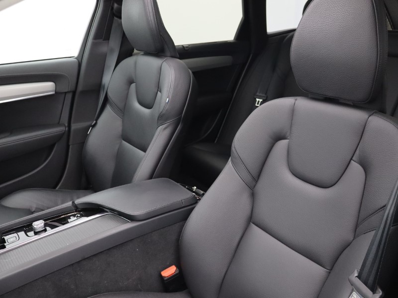 Used Volvo V90 2023 for sale - 78152730: Photo 38