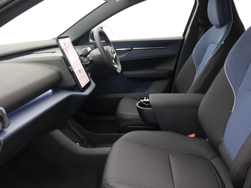 Used Volvo EX30 2025 for sale - 76981189: Photo 4