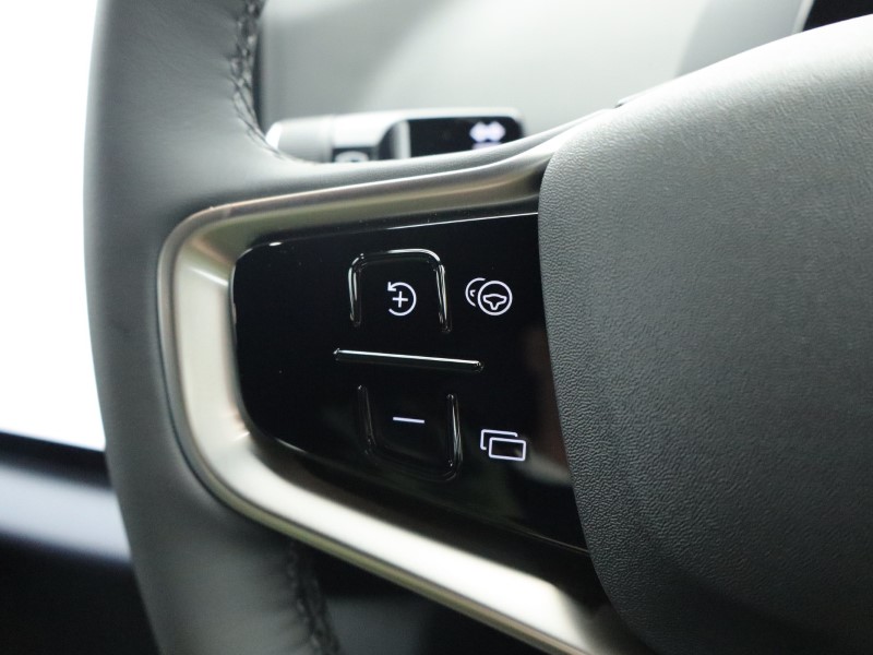 Used Volvo EX30 2025 for sale - 76981189: Photo 43