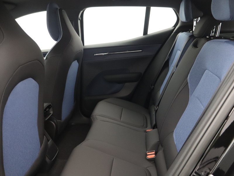 Used Volvo EX30 2025 for sale - 76981189: Photo 6