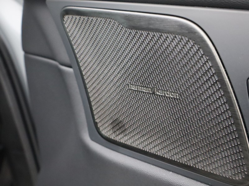 Used Volvo XC60 2023 for sale - 76981331: Photo 31