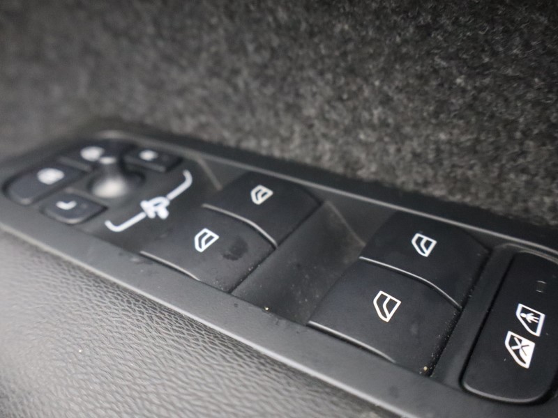 Used Volvo XC40 2025 for sale - 76981824: Photo 20