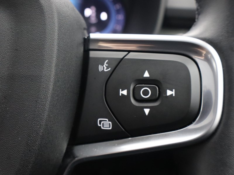 Used Volvo XC40 2025 for sale - 76981824: Photo 38