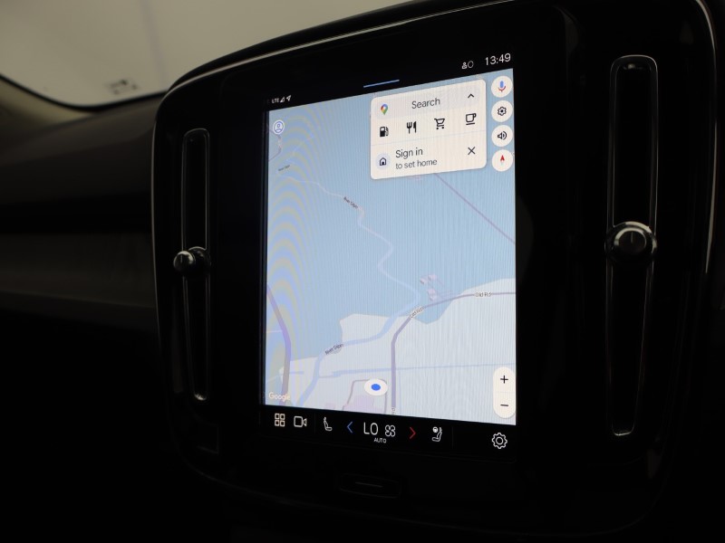 Used Volvo XC40 2025 for sale - 76981824: Photo 40