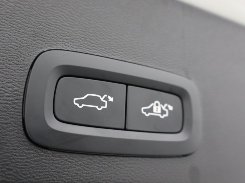 Used Volvo XC40 2025 for sale - 76981824: Photo 60