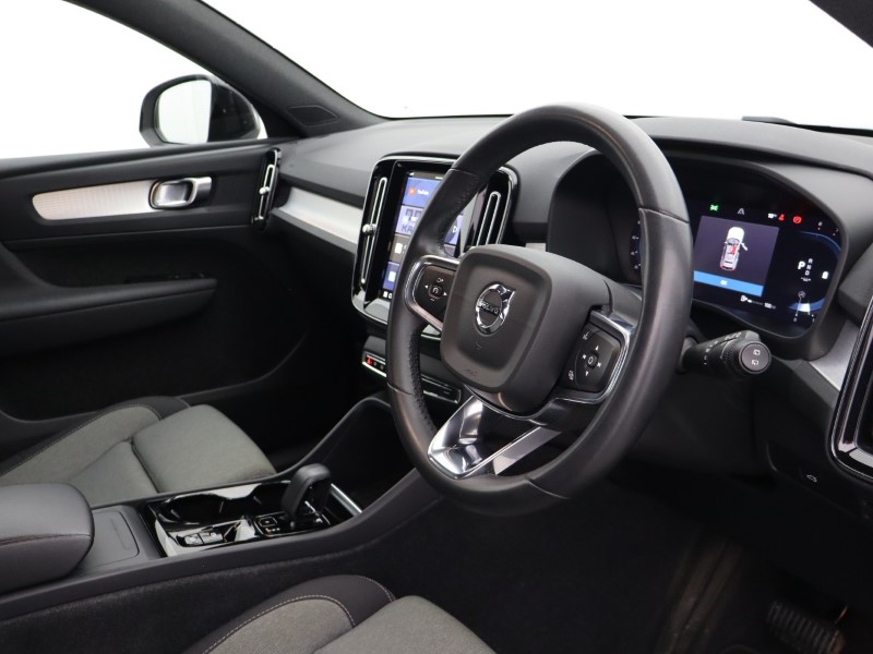 Used Volvo XC40 2023 for sale - 76981392: Photo 34