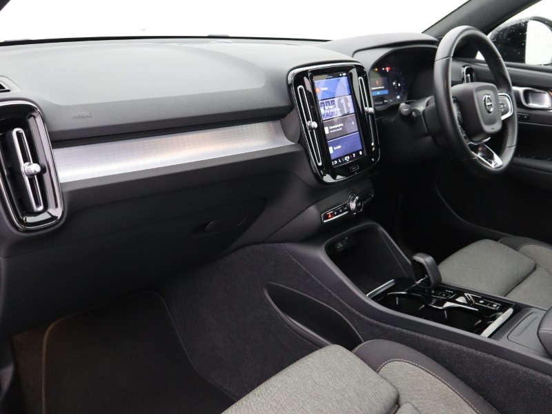 Used Volvo XC40 2023 for sale - 76981392: Photo 39