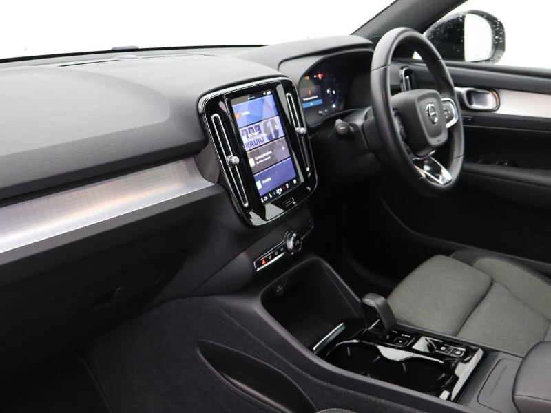 Used Volvo XC40 2023 for sale - 76981392: Photo 40