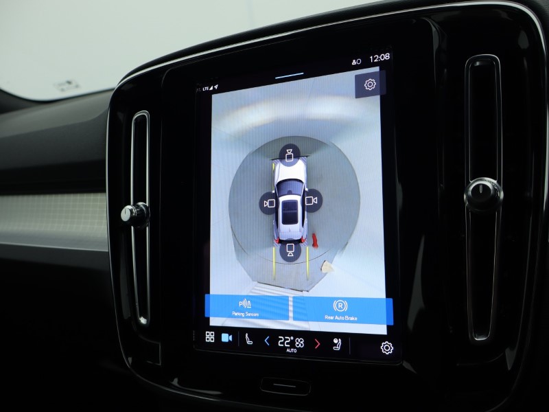 Used Volvo XC40 2023 for sale - 76981392: Photo 51