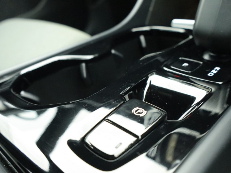 Used Volvo XC40 2023 for sale - 76981392: Photo 56