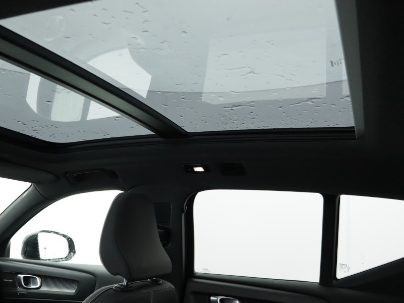 Used Volvo XC40 2023 for sale - 77077071: Photo 37