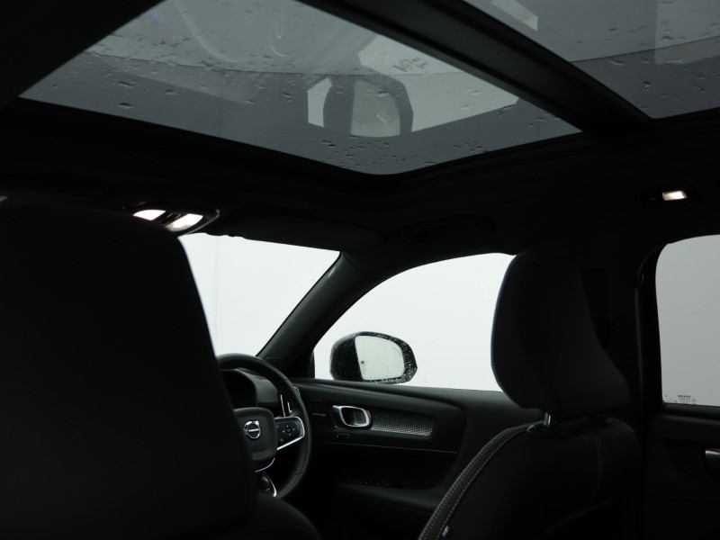 Used Volvo XC40 2023 for sale - 77077071: Photo 38