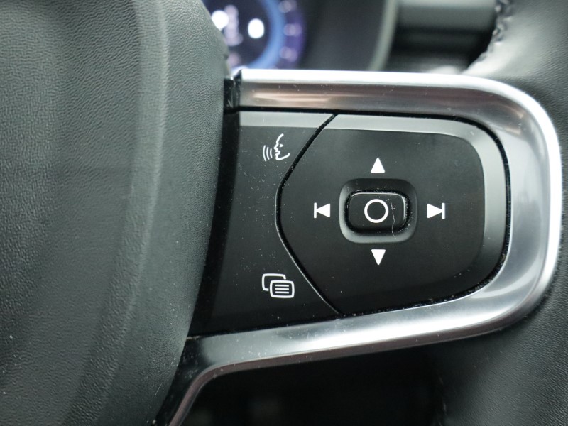 Used Volvo XC40 2023 for sale - 77077071: Photo 45