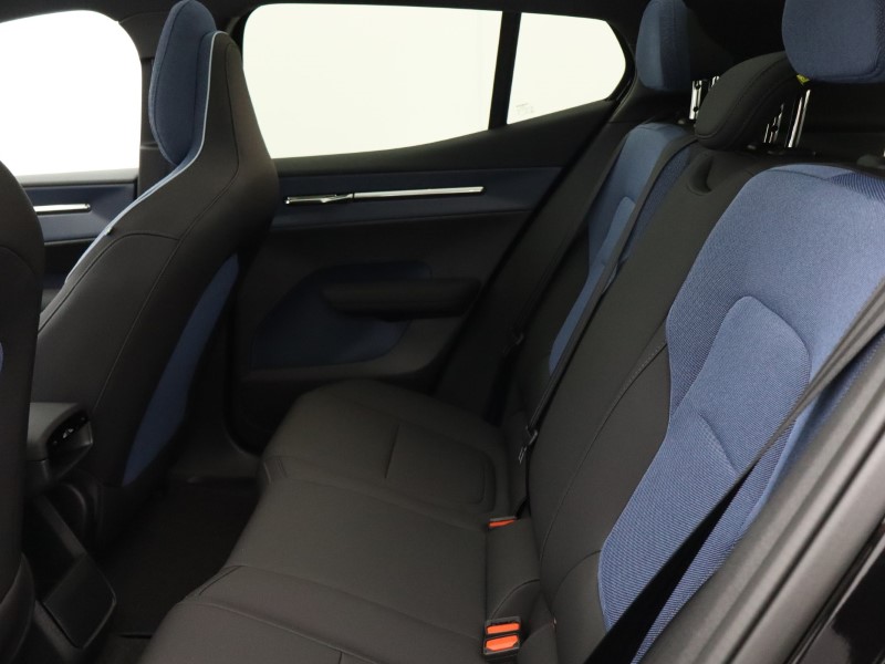 Used Volvo EX30 2025 for sale - 76981683: Photo 6