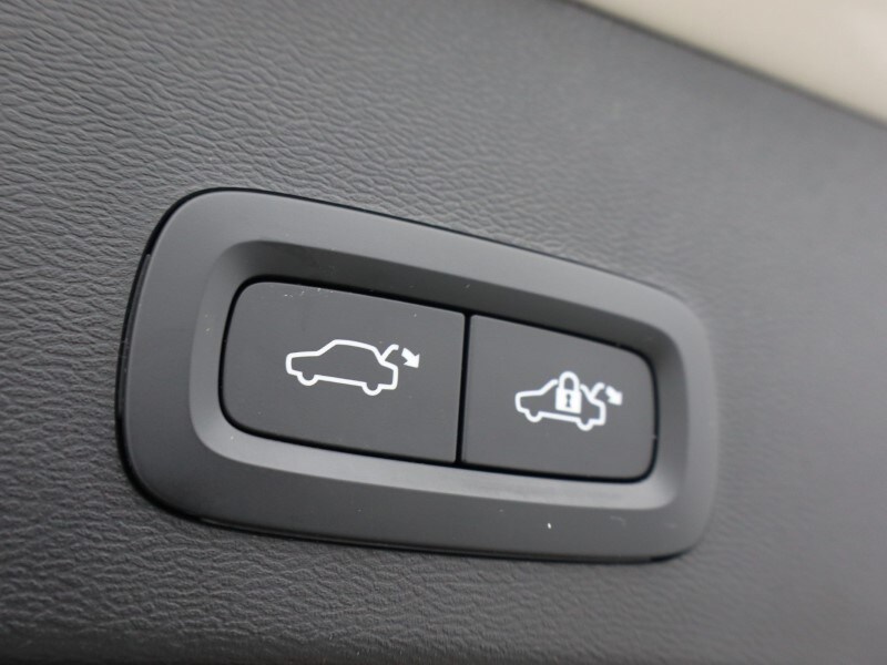 Used Volvo XC40 2022 for sale - 77607073: Photo 30