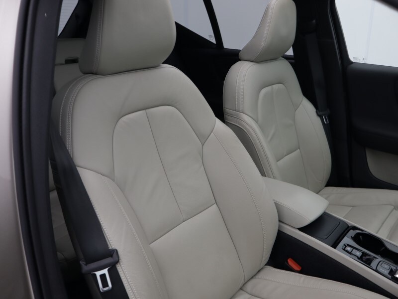 Used Volvo XC40 2022 for sale - 77607073: Photo 41