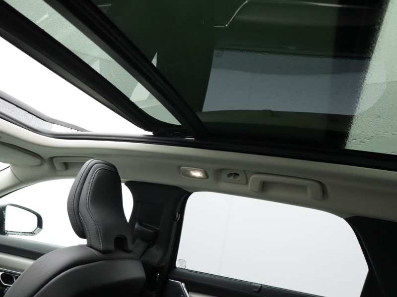 Used Volvo V90 2024 for sale - 77336047: Photo 38