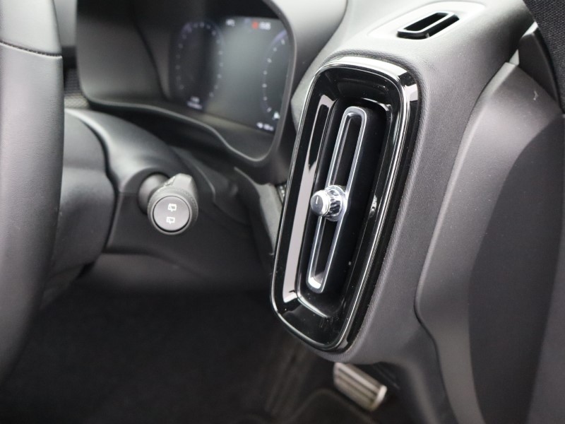 Used Volvo XC40 2022 for sale - 76980857: Photo 20