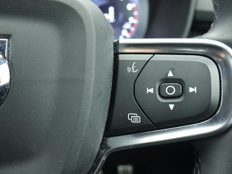 Used Volvo XC40 2022 for sale - 76980857: Photo 35