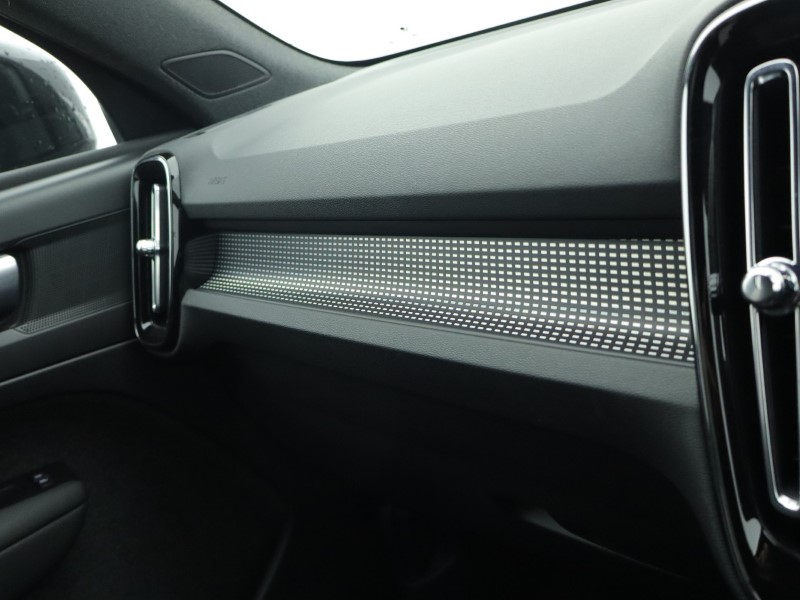 Used Volvo XC40 2022 for sale - 76980857: Photo 43