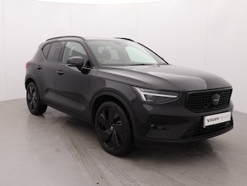 Used Volvo XC40 2025 for sale - 76981080: Photo