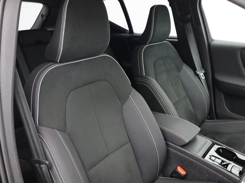 Used Volvo XC40 2025 for sale - 76981080: Photo 24