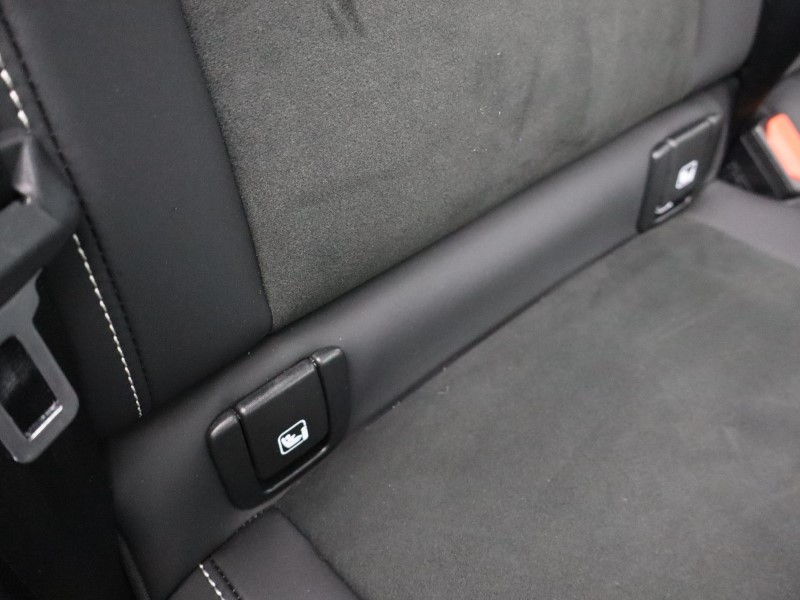 Used Volvo XC40 2025 for sale - 76981080: Photo 31