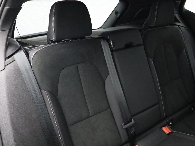 Used Volvo XC40 2025 for sale - 76981080: Photo 32