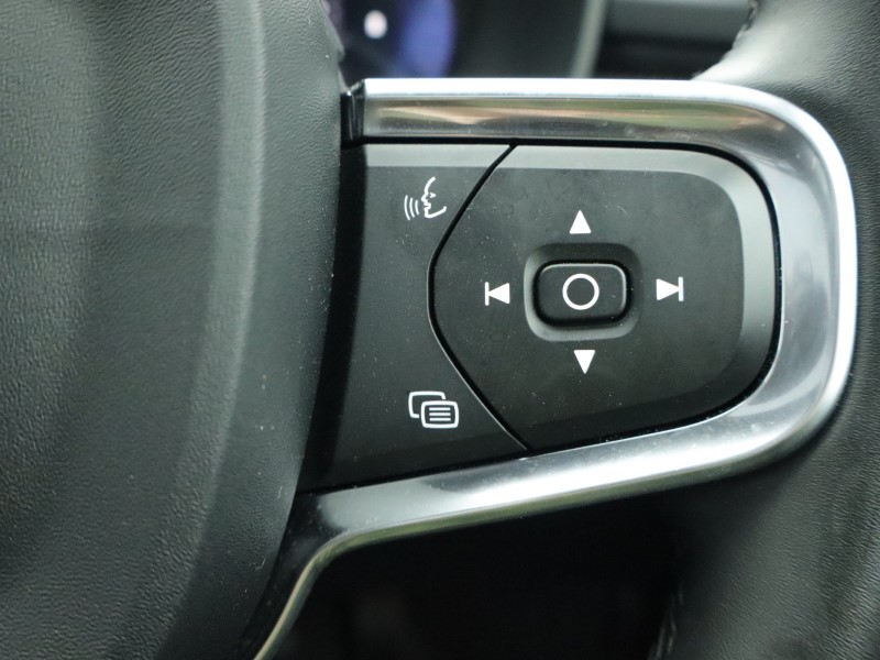 Used Volvo XC40 2025 for sale - 76981080: Photo 39