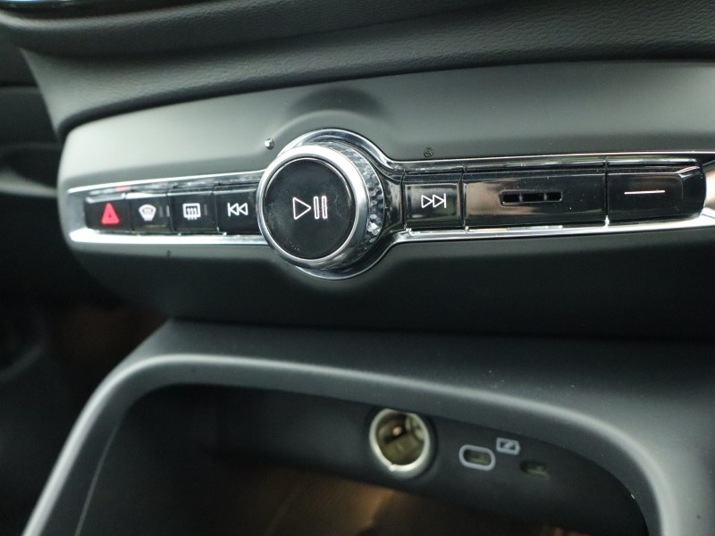 Used Volvo XC40 2025 for sale - 76981080: Photo 46