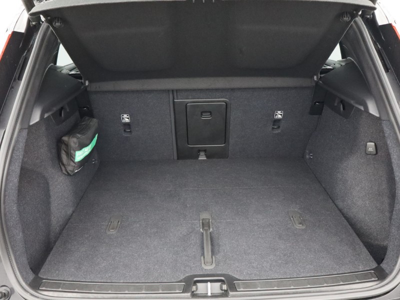 Used Volvo XC40 2025 for sale - 76981080: Photo 57