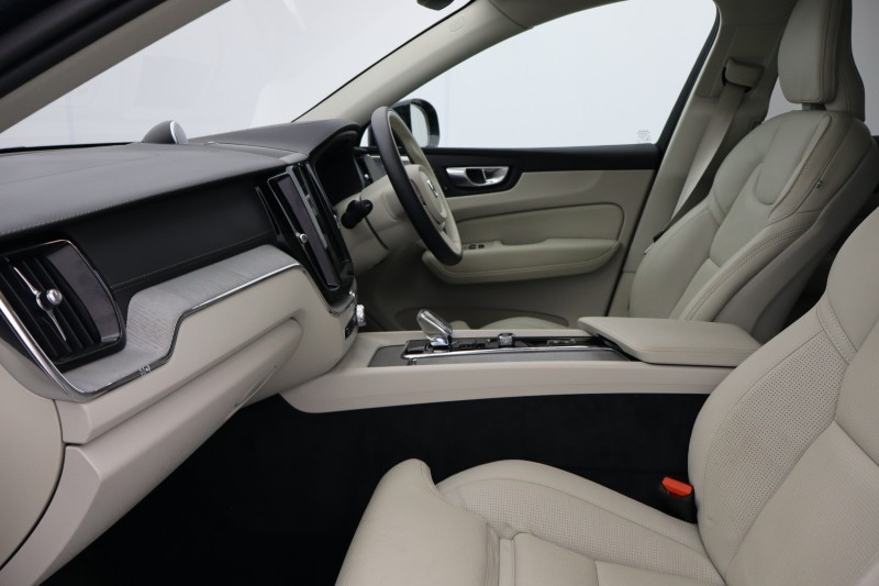 Used Volvo XC60 2025 for sale - 77406449: Photo 5