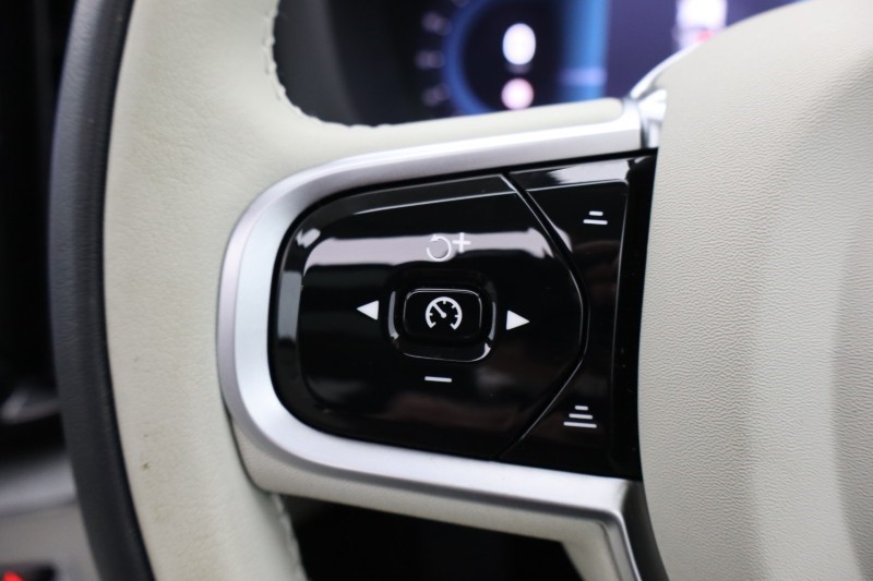 Used Volvo XC60 2025 for sale - 77406449: Photo 52