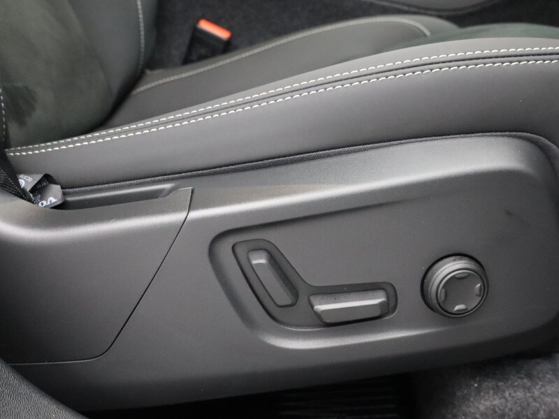 Used Volvo XC40 2025 for sale - 76981309: Photo 22