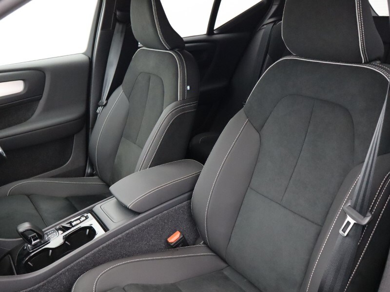 Used Volvo XC40 2025 for sale - 76981309: Photo 26