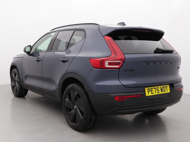 Used Volvo XC40 2025 for sale - 76981309: Photo 3