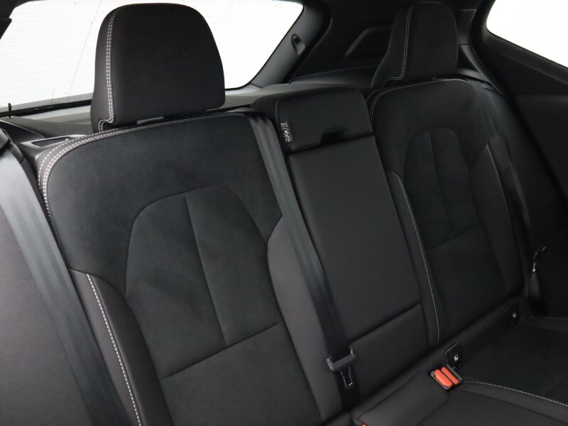 Used Volvo XC40 2025 for sale - 76981309: Photo 30