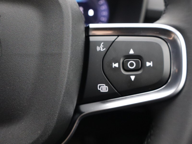 Used Volvo XC40 2025 for sale - 76981309: Photo 37