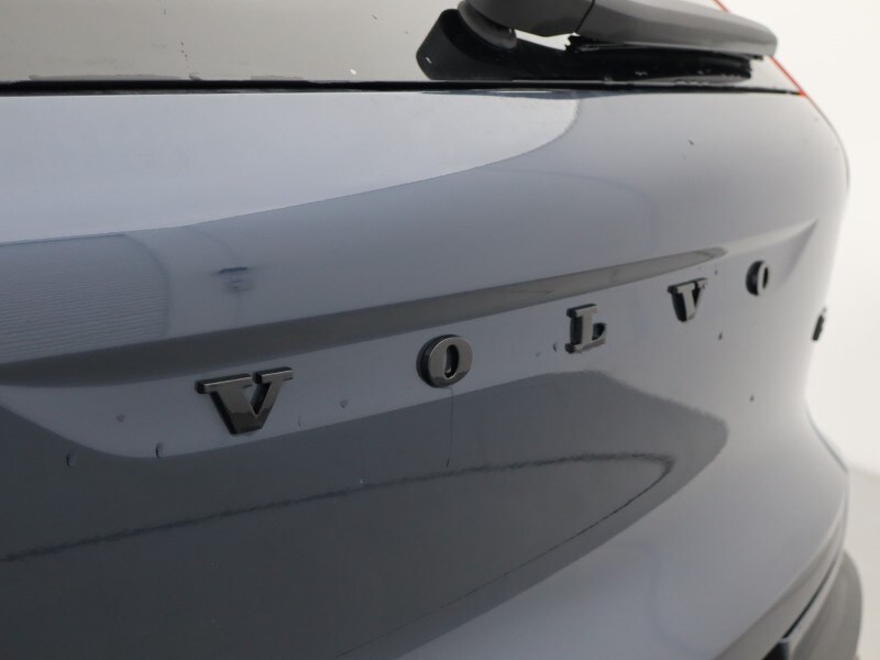 Used Volvo XC40 2025 for sale - 76981309: Photo 54