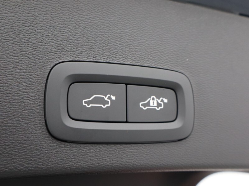 Used Volvo XC40 2025 for sale - 76981309: Photo 57