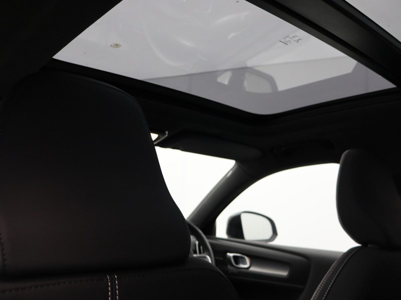 Used Volvo XC40 2023 for sale - 76981048: Photo 35