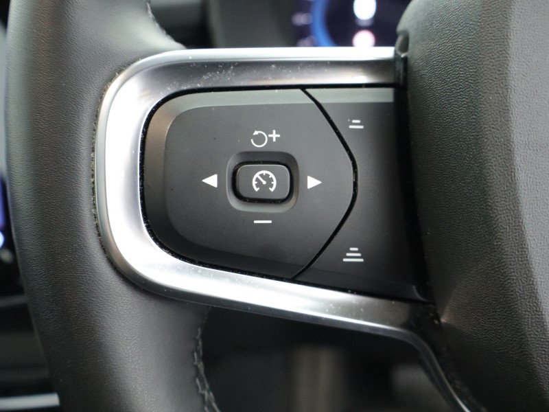 Used Volvo XC40 2023 for sale - 76981048: Photo 36