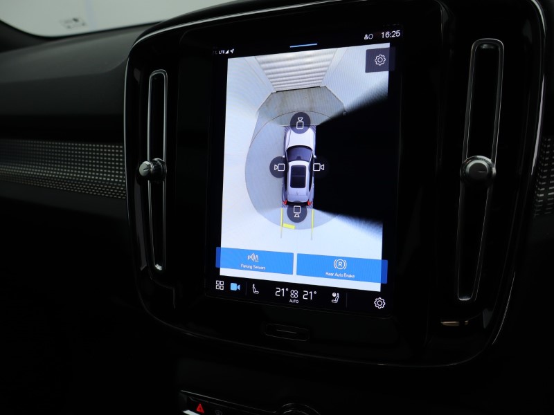 Used Volvo XC40 2023 for sale - 76981048: Photo 41