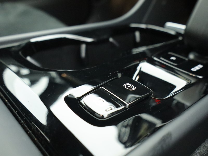 Used Volvo XC40 2023 for sale - 76981048: Photo 46